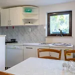 Dado Pensionat 3*
