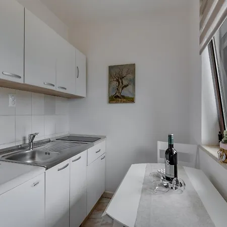 Guest house Dado 3*